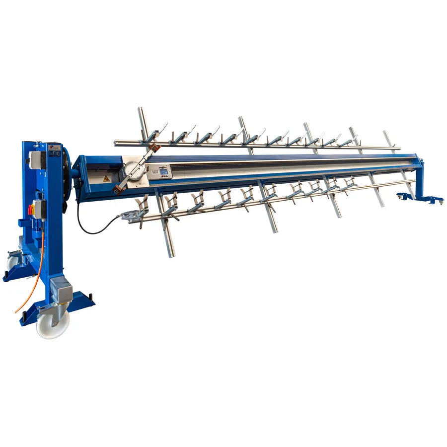 Gesamtansicht der programmierbaren Geländerschweißvorrichtung mit Gurthaltern und Fahrschlitten