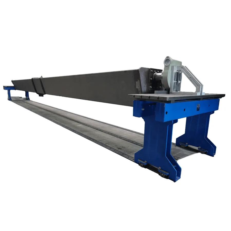 Seitenansicht von zwei Tischbrücken mit aufgespanntem Träger für den Stahlbau